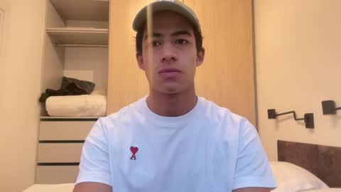 Snapshot of fedetwink chatting on November 3, 2025, 2:07 pm fedetwink online show from November 3, 2025, 2:07 pm