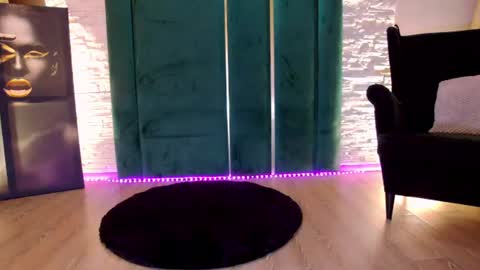 Snapshot of feetvibe chatting on June 20, 2026, 4:59 am FeetVibe online show from June 20, 2026, 4:59 am