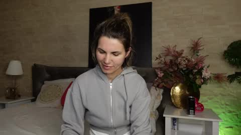 FeliciaKrige online show from May 3, 2026, 7:53 pm