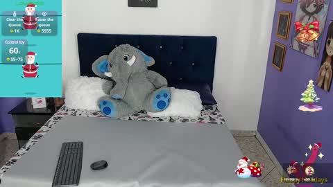 felina online show from December 28, 2024, 5:25 pm