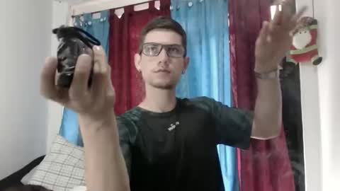 Snapshot of felipe227 chatting on January 19, 2025, 6:43 pm jhonatan felipe online show from January 19, 2025, 6:43 pm