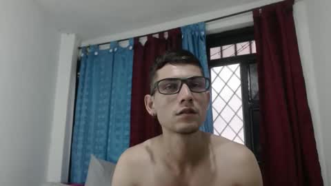 Snapshot of felipe227 chatting on January 30, 2025, 10:41 pm jhonatan felipe online show from January 30, 2025, 10:41 pm