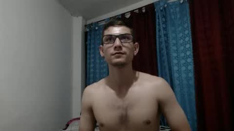 Snapshot of felipe227 chatting on February 1, 2025, 2:05 am jhonatan felipe online show from February 1, 2025, 2:05 am
