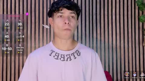 felipe_boy_18 online show from October 7, 2025, 3:04 am