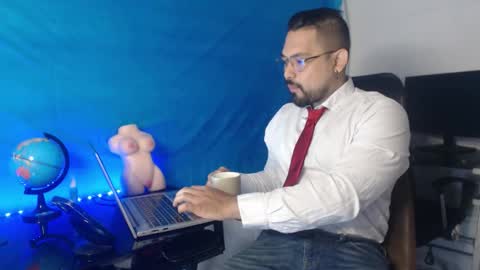 FELIPE QUIROZ online show from September 10, 2025, 12:05 pm