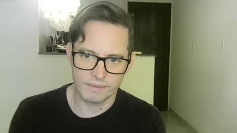 Snapshot of felipeliperp chatting on July 26, 2026, 1:47 am Felipe online show from July 26, 2026, 1:47 am