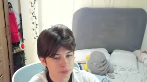 Snapshot of felix_leex chatting on June 24, 2026, 7:35 pm Felix leex online show from June 24, 2026, 7:35 pm