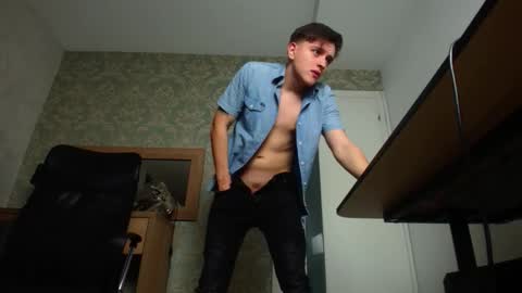 Snapshot of felixstark chatting on October 17, 2025, 4:26 am FelixStark online show from October 17, 2025, 4:26 am