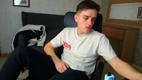 FelixStark online show from November 30, 2025, 5:33 am