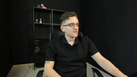 FelixStark online show from May 4, 2026, 5:25 am