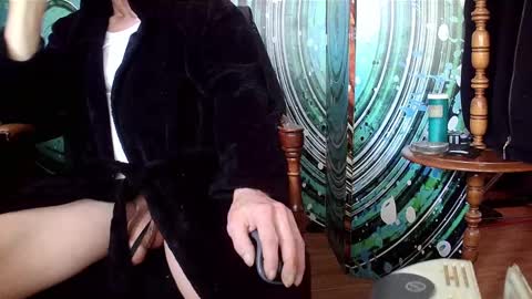 hungnsexy  online show from February 9, 2025, 7:09 pm