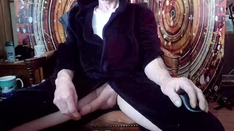 hungnsexy  online show from February 9, 2025, 10:11 pm