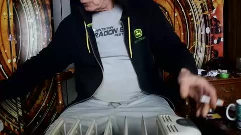 hungnsexy  online show from February 12, 2025, 5:37 am