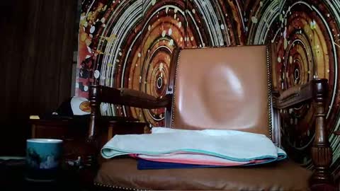 hungnsexy  online show from February 18, 2025, 12:37 am