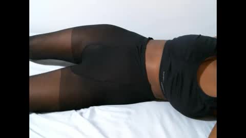 Snapshot of femaqueen chatting on September 16, 2025, 7:26 pm Navil online show from September 16, 2025, 7:26 pm