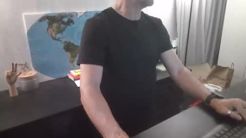 Snapshot of femdomsubby chatting on February 17, 2026, 9:17 am femdomsubby online show from February 17, 2026, 9:17 am