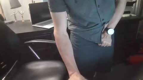 Snapshot of femdomsubby chatting on March 3, 2026, 8:42 am femdomsubby online show from March 3, 2026, 8:42 am