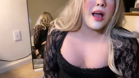 this is justice tricia a bigelow. she was fucking my husband tom girardi online show from February 20, 2025, 7:01 am