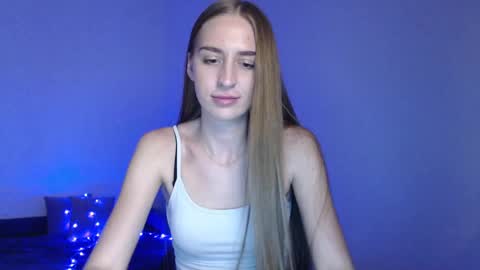 Femke online show from December 15, 2024, 11:53 pm