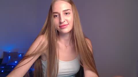 Femke online show from December 17, 2024, 10:22 pm