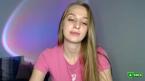 Snapshot of femkedejager chatting on September 18, 2025, 8:33 pm Femke online show from September 18, 2025, 8:33 pm