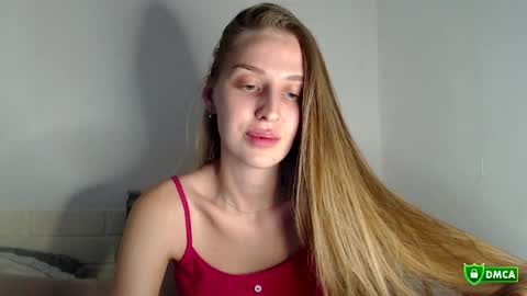 Snapshot of femkedejager chatting on September 21, 2025, 8:21 pm Femke online show from September 21, 2025, 8:21 pm