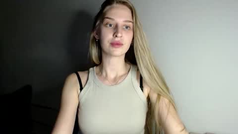 Snapshot of femkedejager chatting on October 9, 2025, 9:24 pm Femke online show from October 9, 2025, 9:24 pm