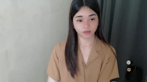 YOUR BEAUTIFUL ASIANFHEMY online show from December 8, 2024, 7:54 pm