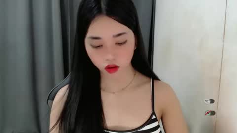 YOUR BEAUTIFUL ASIANFHEMY online show from February 5, 2025, 5:41 am