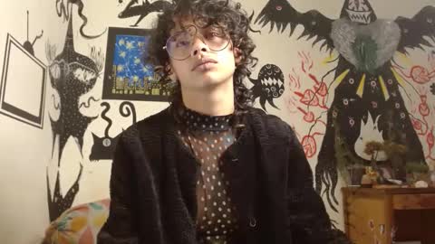 Snapshot of fenixmfx chatting on October 8, 2025, 7:00 pm Fenix online show from October 8, 2025, 7:00 pm