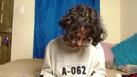 Snapshot of fenixmfx chatting on October 21, 2025, 11:44 am Fenix online show from October 21, 2025, 11:44 am