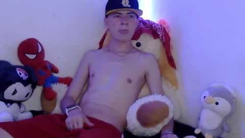 Snapshot of fenixx_777 chatting on February 6, 2025, 9:53 am Fenixx 777 online show from February 6, 2025, 9:53 am