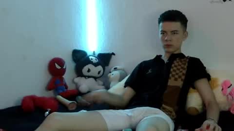 Snapshot of fenixx_777 chatting on February 11, 2025, 8:20 pm Fenixx 777 online show from February 11, 2025, 8:20 pm