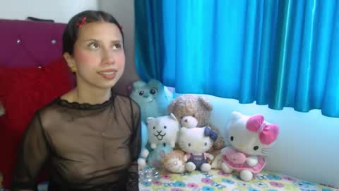 Snapshot of fenixxx1604 chatting on October 14, 2025, 8:53 pm Fenixxx online show from October 14, 2025, 8:53 pm