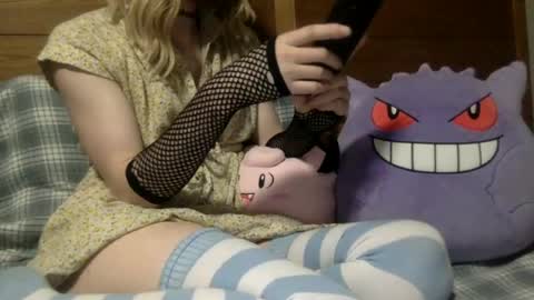 fenn88_ online show from July 17, 2026, 3:46 am