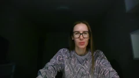 Snapshot of feraliss chatting on June 11, 2026, 12:14 pm feraliss online show from June 11, 2026, 12:14 pm