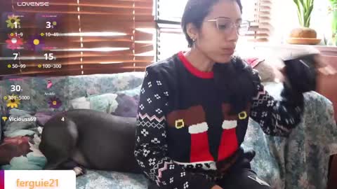 fergy21 online show from December 18, 2024, 2:17 pm