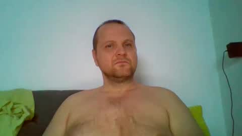 Snapshot of ferkooo111 chatting on February 18, 2025, 3:42 am Dorotheo online show from February 18, 2025, 3:42 am