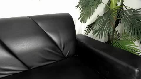  Fernanda  online show from February 10, 2025, 8:10 pm