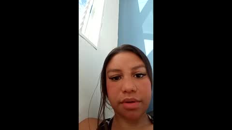 fernanda_2004 online show from February 4, 2026, 1:06 pm