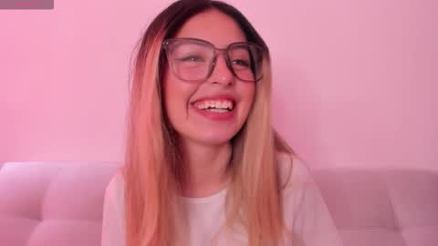 Snapshot of fernanda_aaa chatting on March 19, 2026, 4:00 pm fernanda online show from March 19, 2026, 4:00 pm