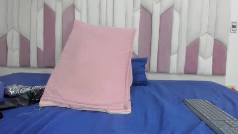 Fernanda online show from February 11, 2025, 12:16 pm
