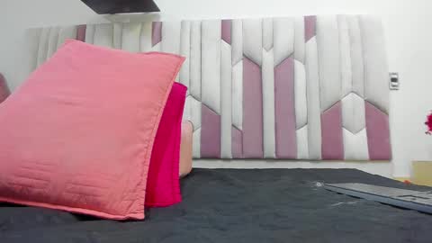 Fernanda online show from February 22, 2025, 12:08 pm