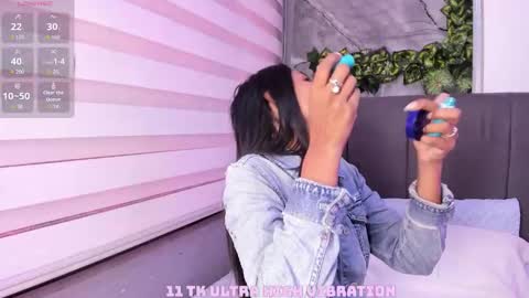 fernanda_liie_ online show from November 26, 2025, 12:17 pm