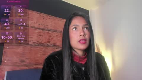 fernanda_liie_ online show from June 26, 2026, 1:04 pm