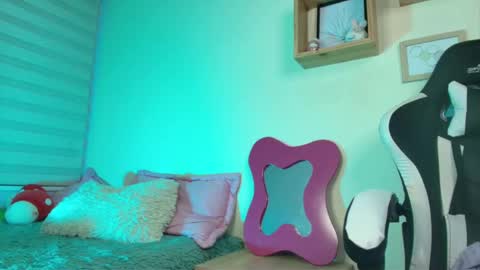 Fernanda Diaz online show from March 5, 2025, 8:00 pm