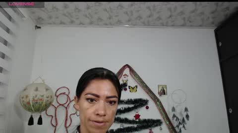 FernandaEloisa online show from January 2, 2025, 1:08 pm