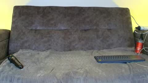 fernanda online show from March 12, 2026, 4:29 am