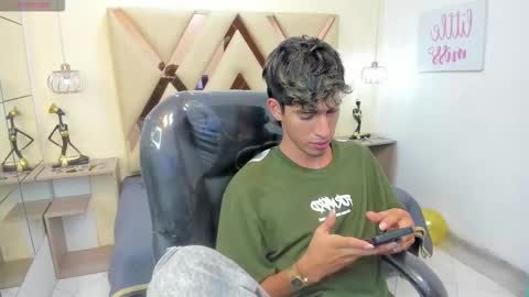 Snapshot of ferphoenix_ chatting on October 26, 2025, 3:23 am FER PHOENIX online show from October 26, 2025, 3:23 am