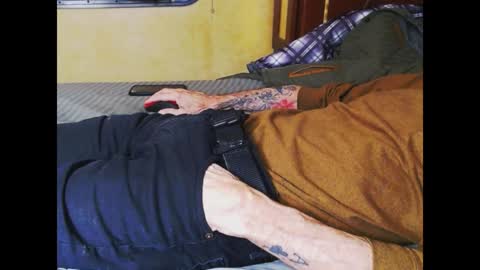 Snapshot of ferra_testarossa chatting on December 12, 2024, 2:59 am ferra_testarossa online show from December 12, 2024, 2:59 am